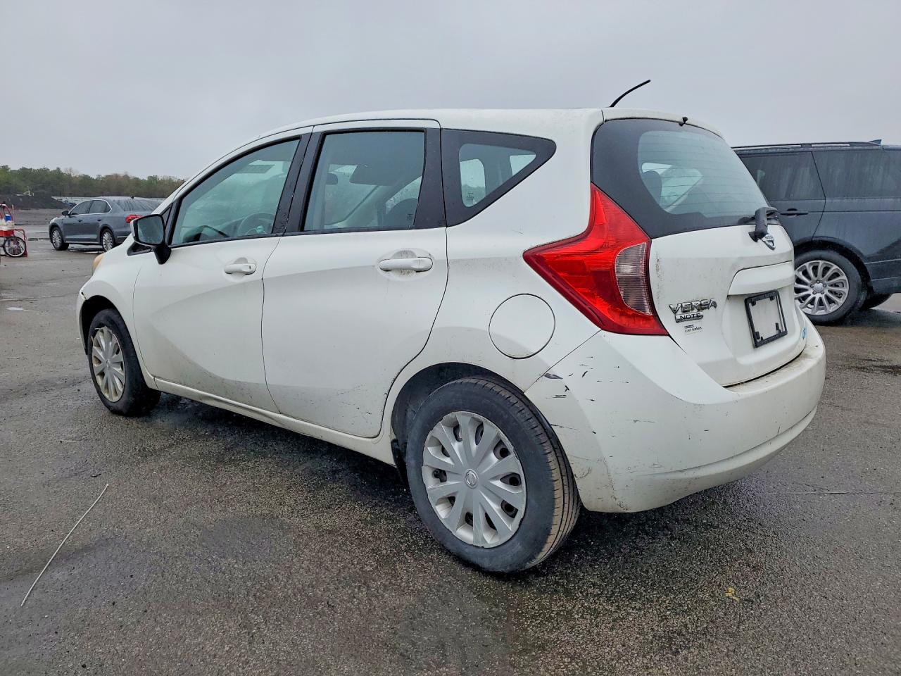 NISS VERSA 2015 — 3