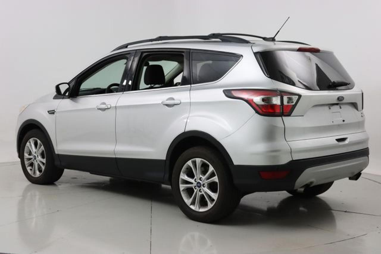 FORD ESCAPE 2017 — 7