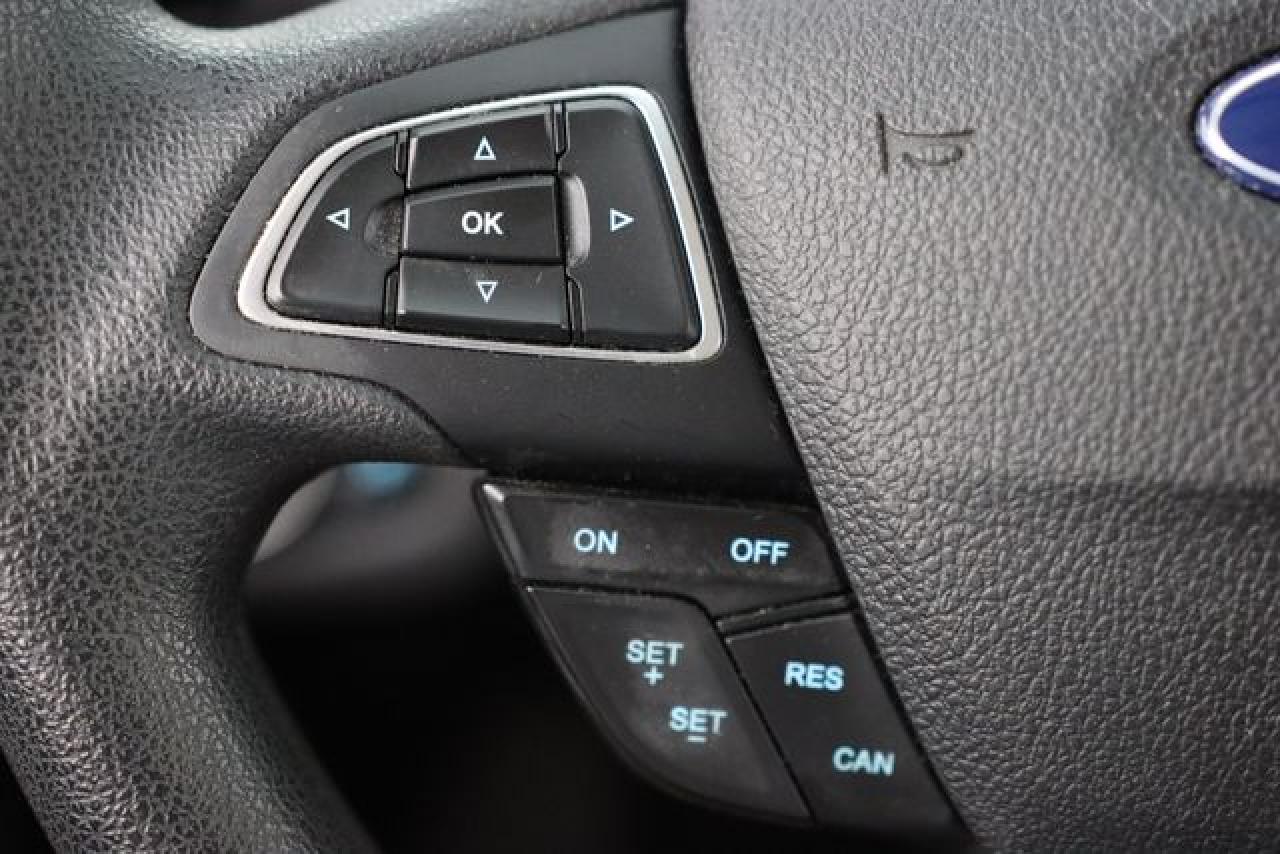 FORD ESCAPE 2017 — 30