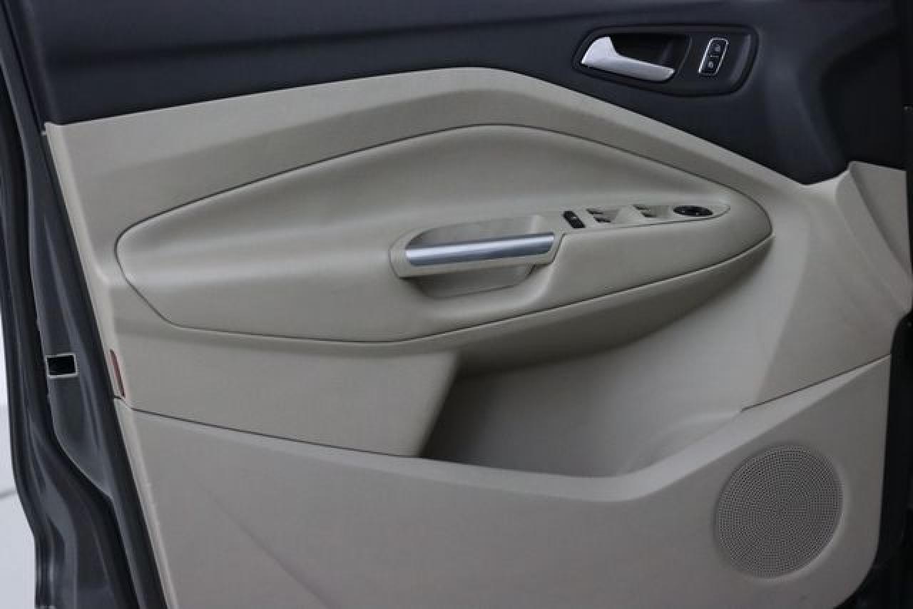 FORD ESCAPE 2014 — 26