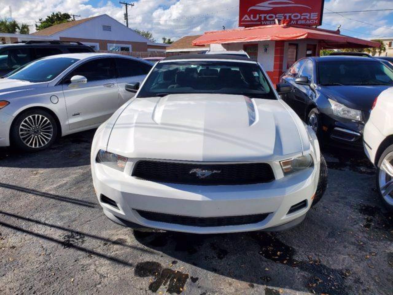 FORD MUSTANG 2012 — 3