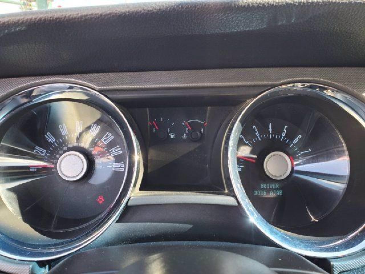 FORD MUSTANG 2012 — 15