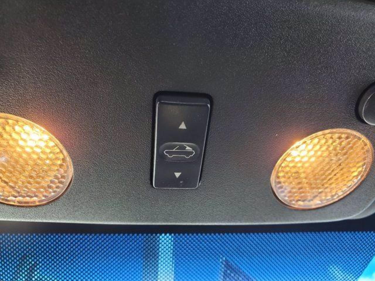 FORD MUSTANG 2012 — 20