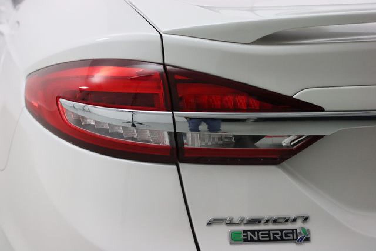 FORD FUSION 2017 — 14