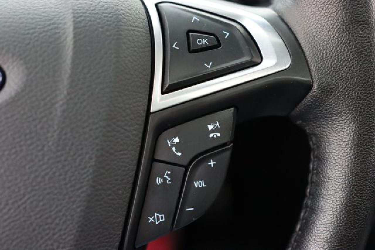FORD FUSION 2017 — 22