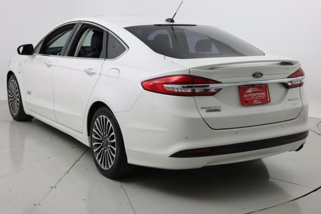 FORD FUSION 2017 — 7