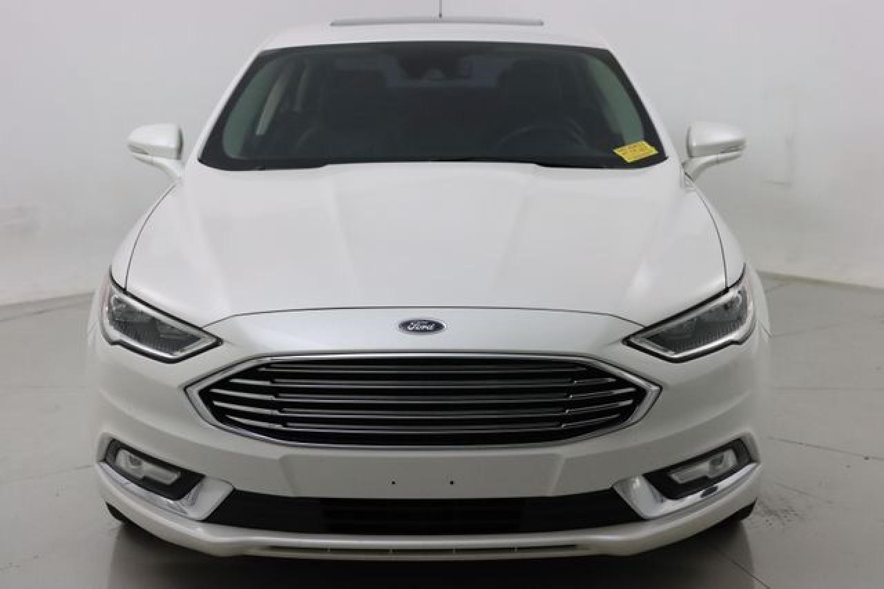FORD FUSION 2017 — 10