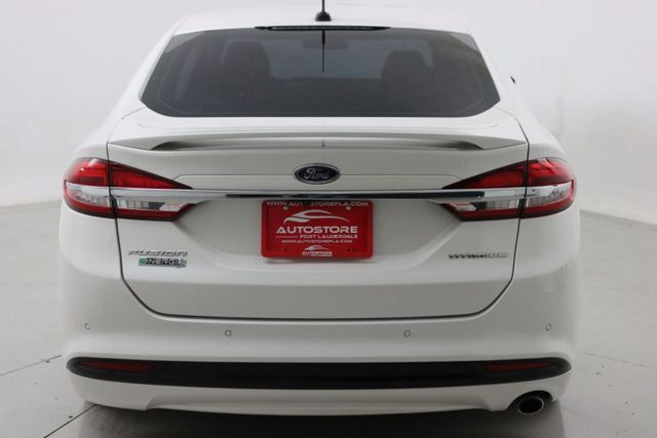 FORD FUSION 2017 — 6