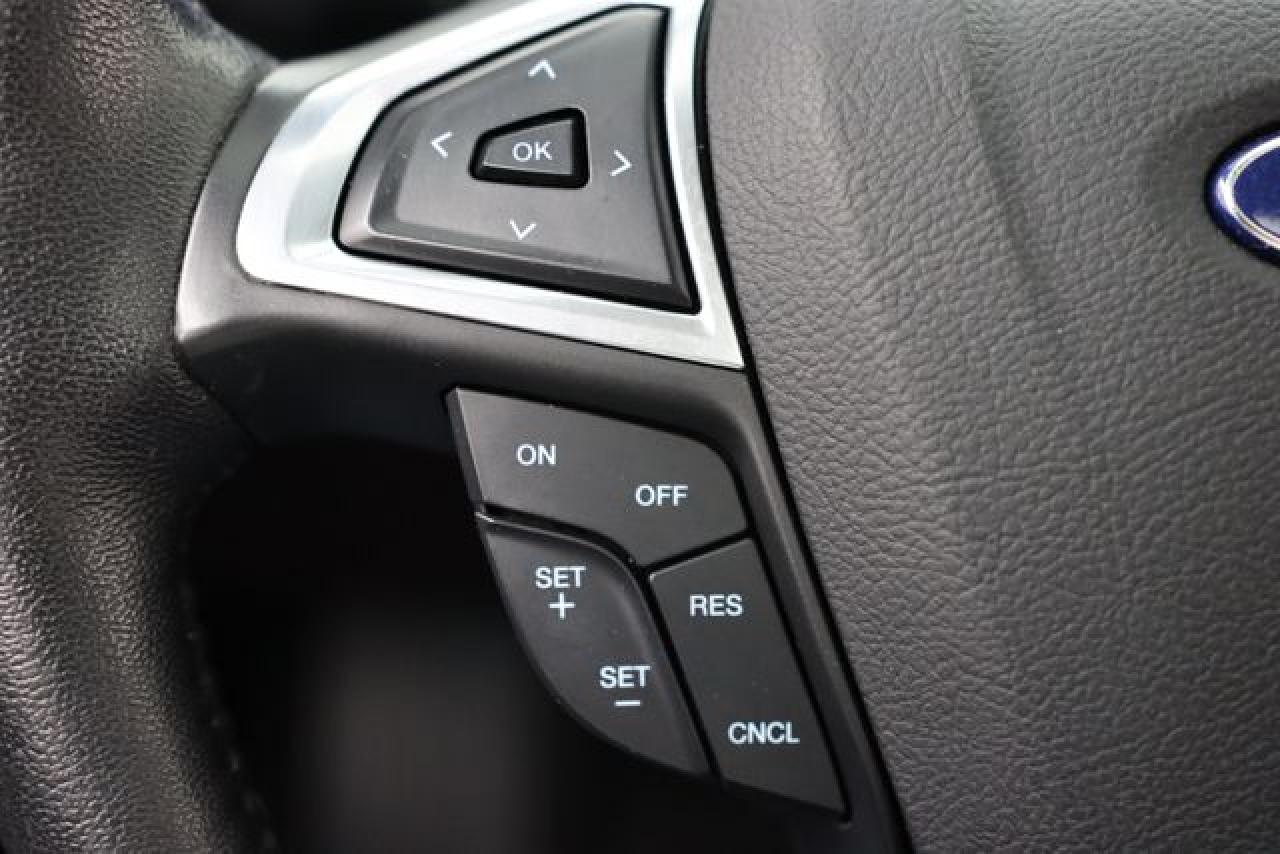 FORD FUSION 2017 — 21
