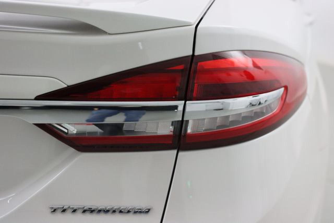 FORD FUSION 2017 — 15