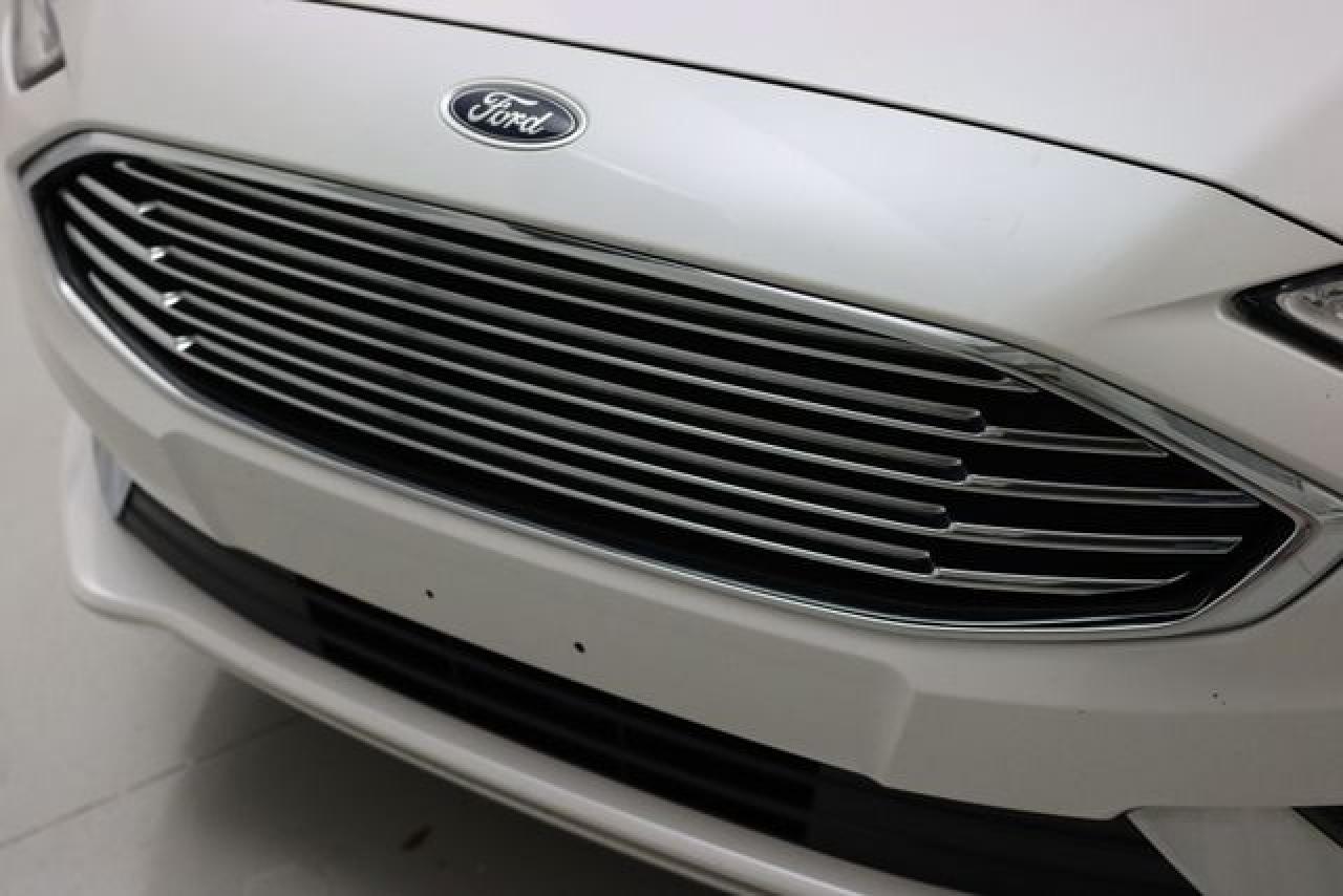 FORD FUSION 2017 — 13