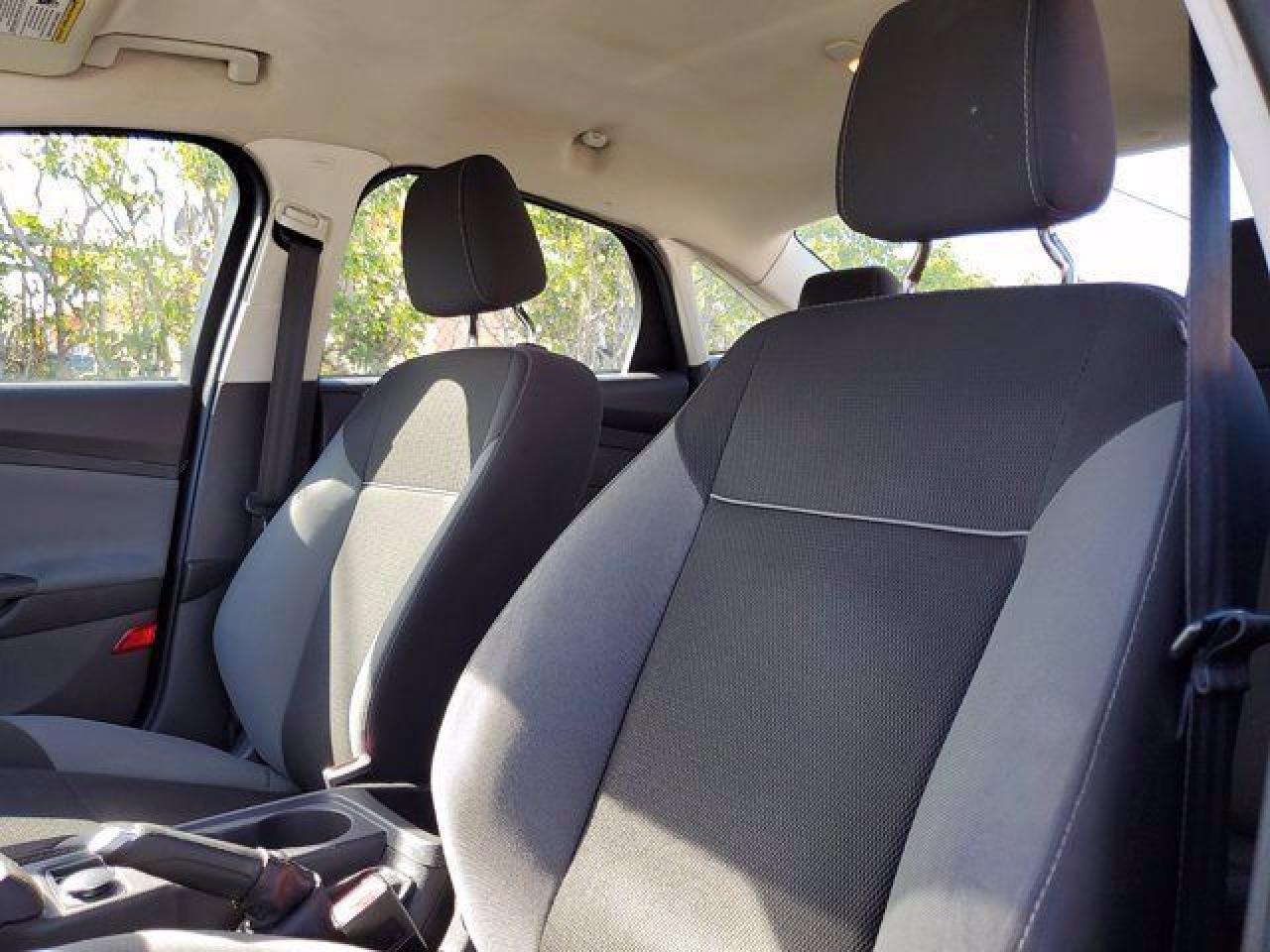 FORD FOCUS 2013 — 26