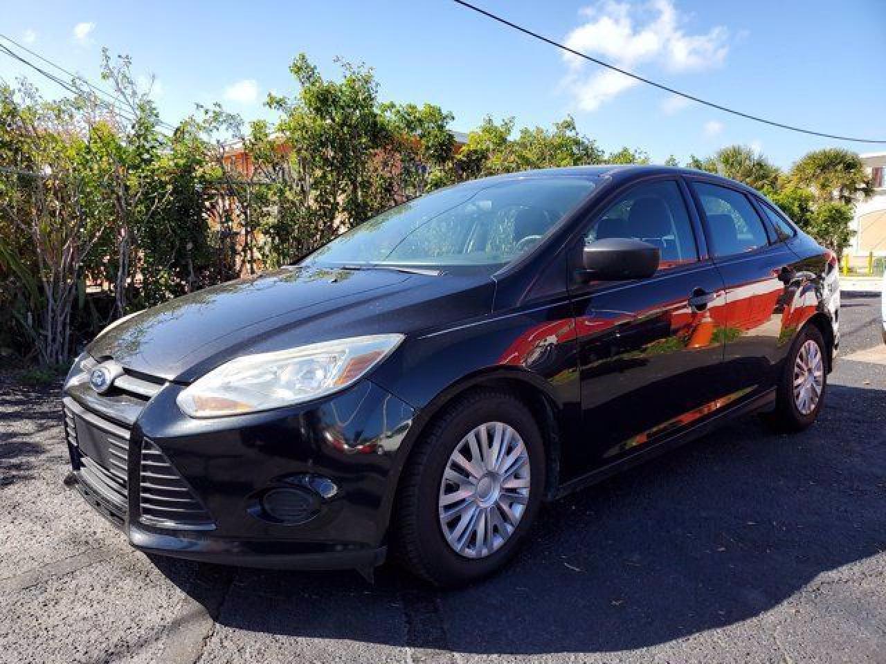 FORD FOCUS 2013 — 4