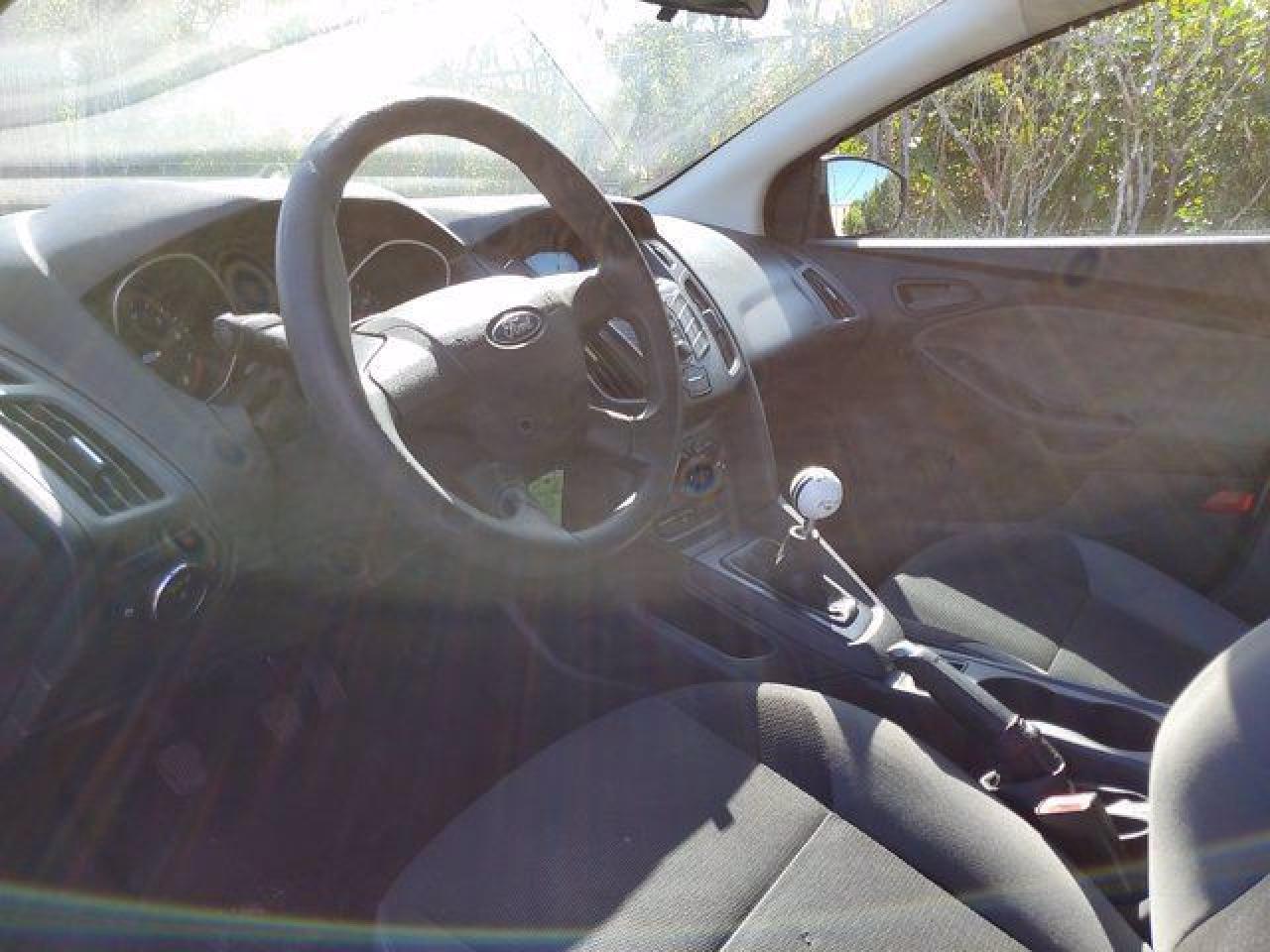 FORD FOCUS 2013 — 23