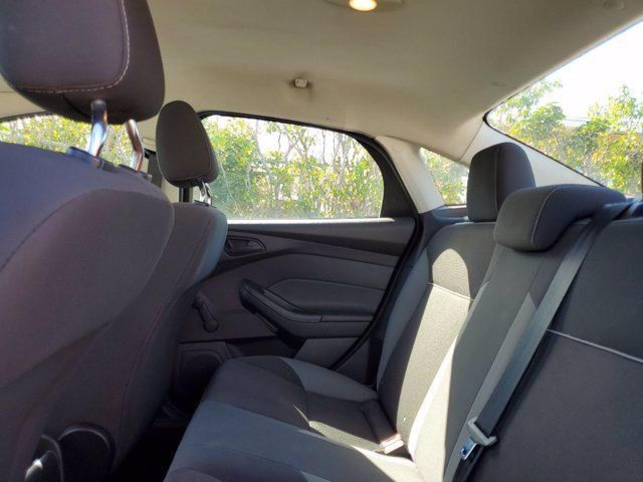 FORD FOCUS 2013 — 18
