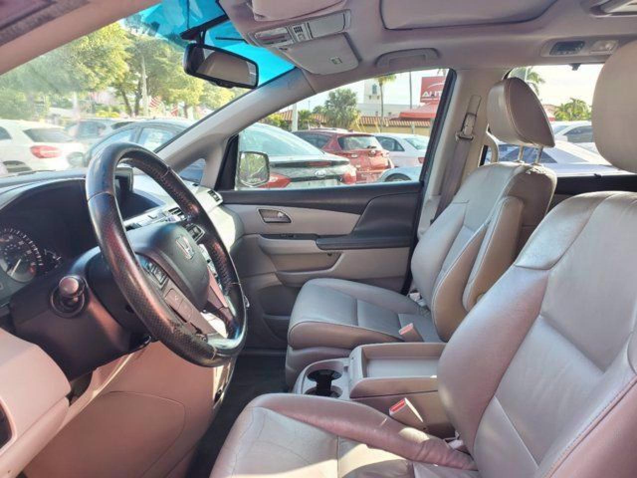 HONDA ODYSSEY 2012 — 7