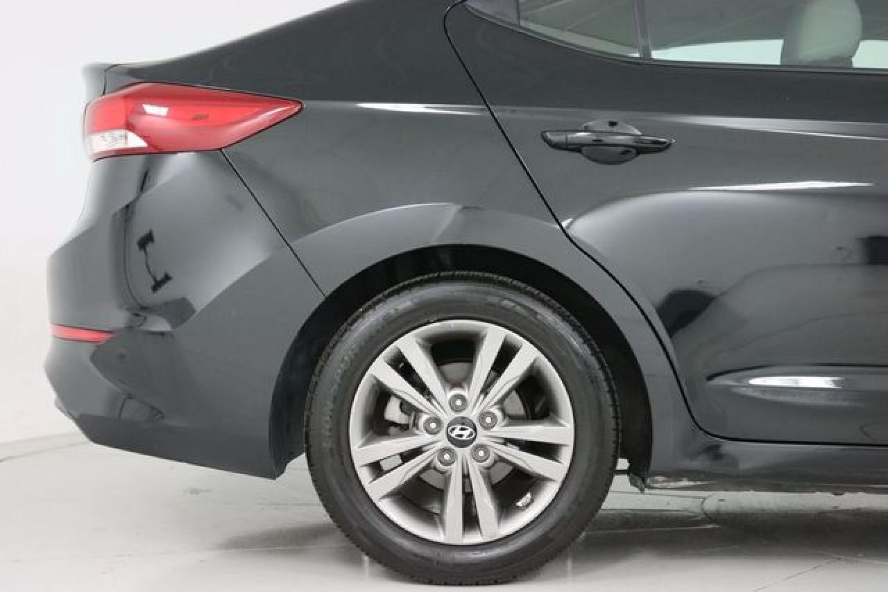 HYUNDAI ELANTRA 2018 — 10
