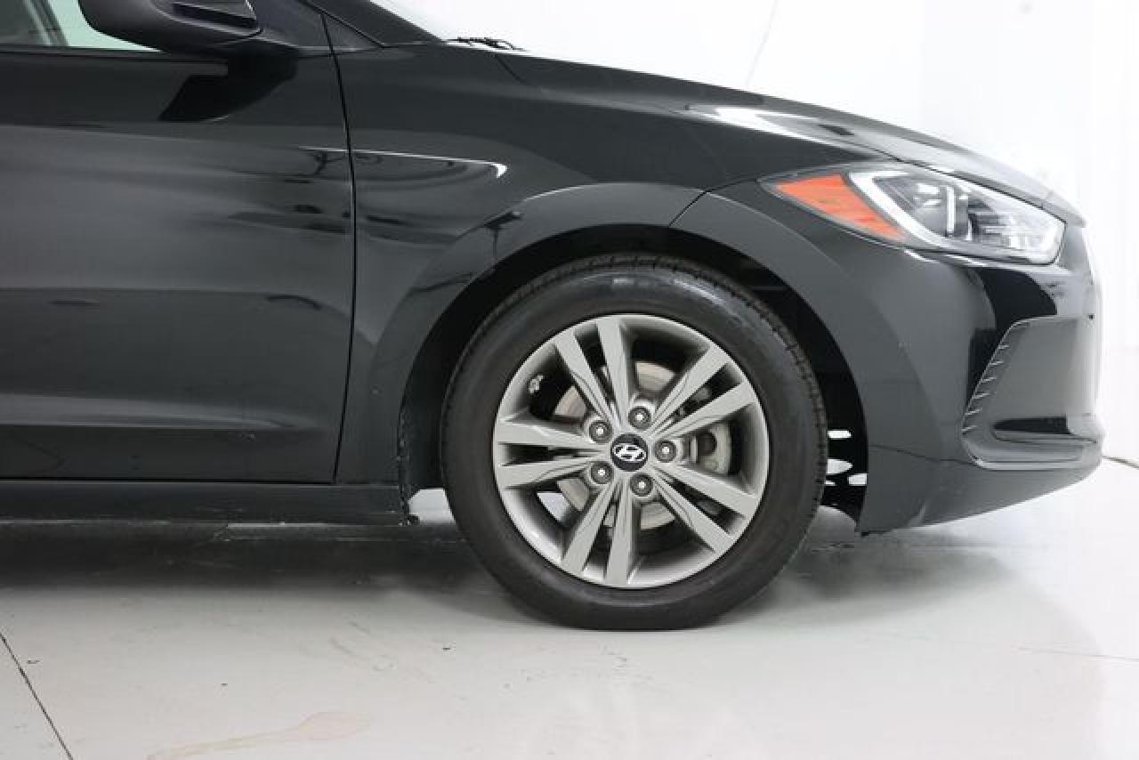 HYUNDAI ELANTRA 2018 — 8