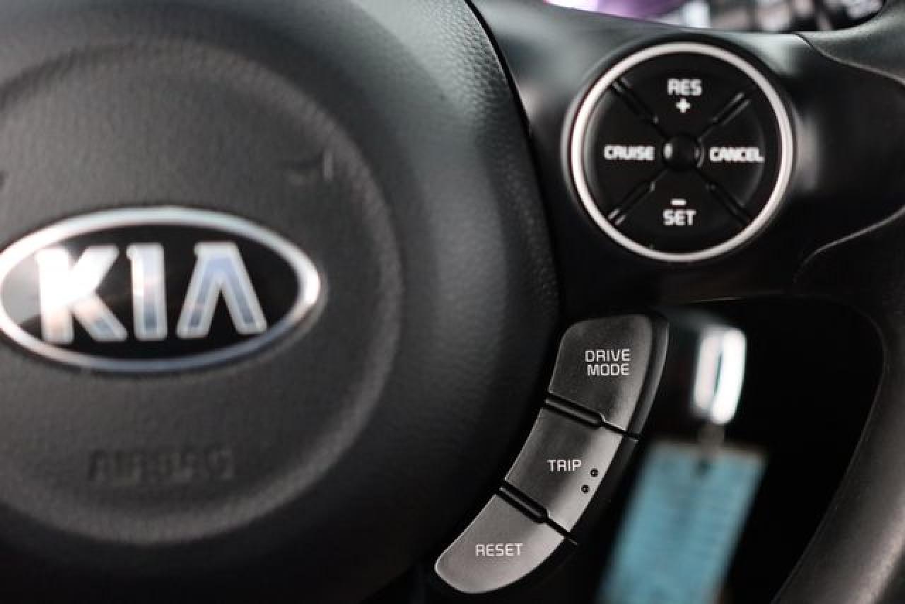 KIA SOUL 2018 — 32