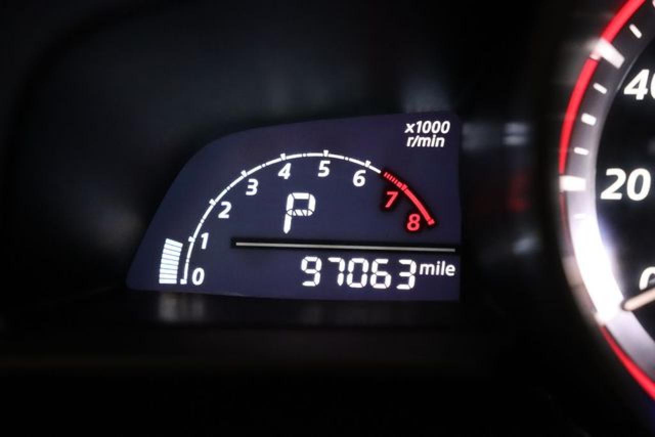 MAZDA 3 2015 — 25