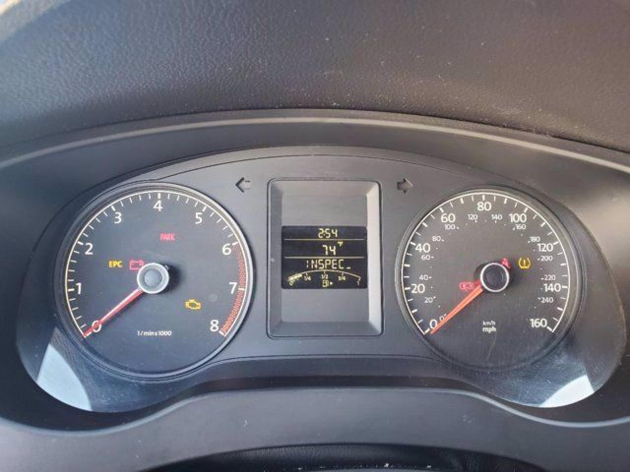 VOLKSWAGEN JETTA 2014 — 9