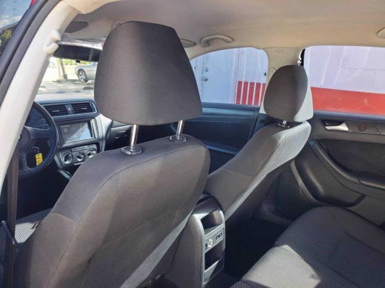 VOLKSWAGEN JETTA 2014 — 20
