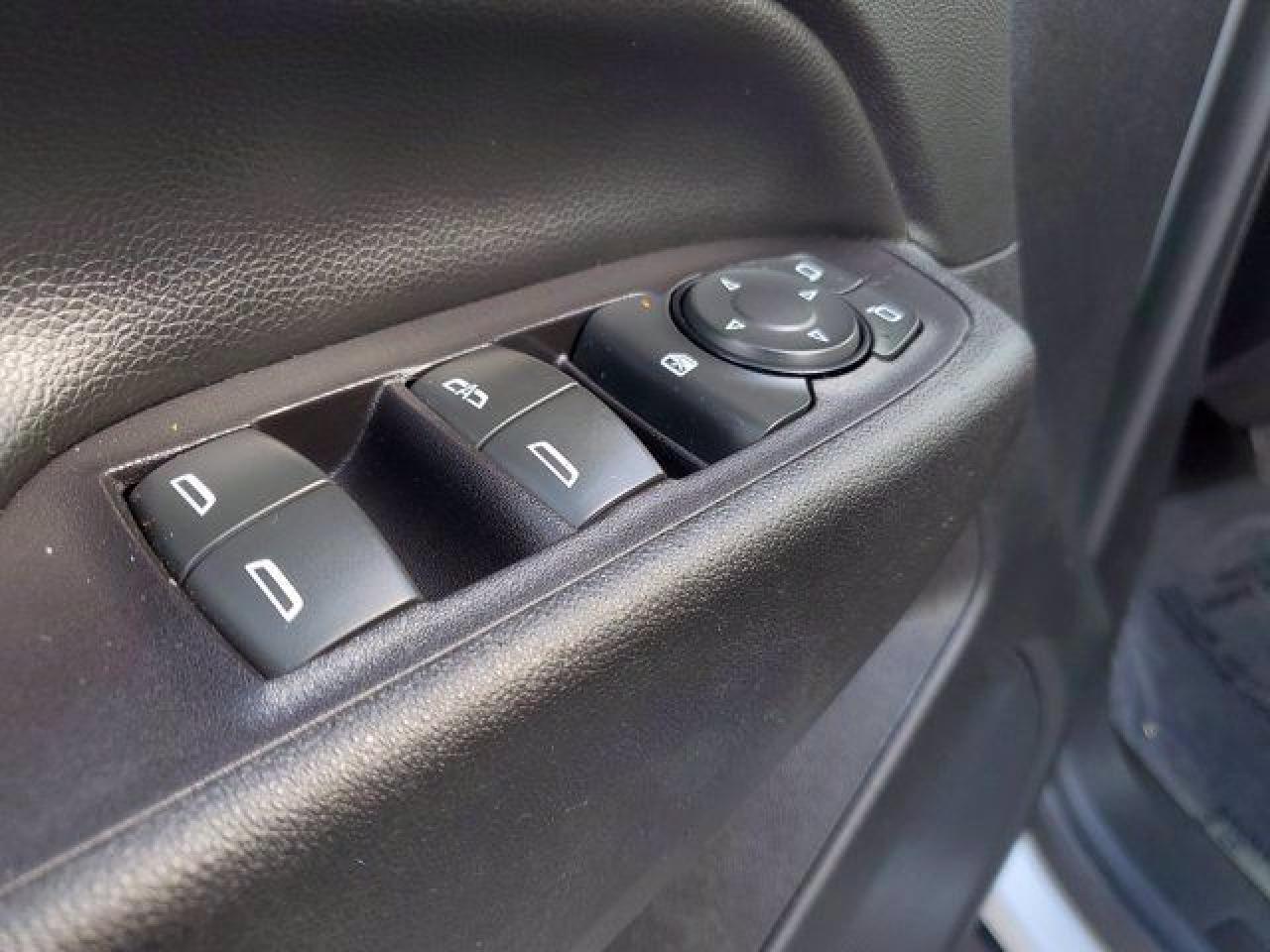 CHEVROLET EQUINOX 2019 — 21