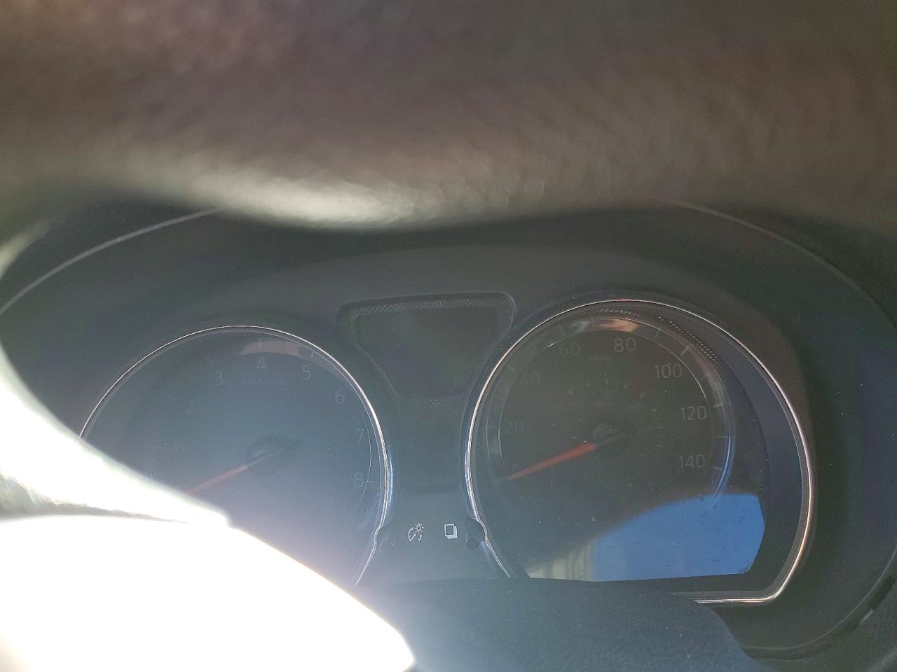 NISSAN VERSA 2018 — 10