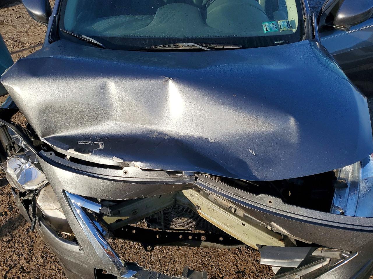 NISSAN VERSA 2018 — 12