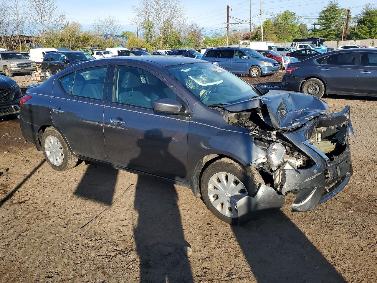 NISSAN VERSA 2018 — 5