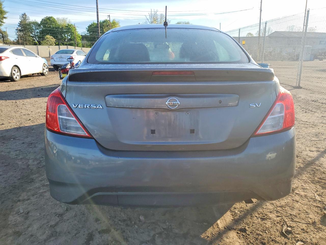 NISSAN VERSA 2018 — 7