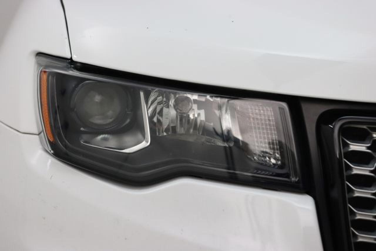 JEEP GRAND CHEROKEE 2018 — 11