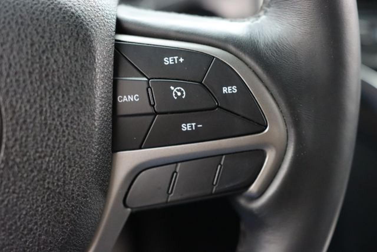 JEEP GRAND CHEROKEE 2018 — 22