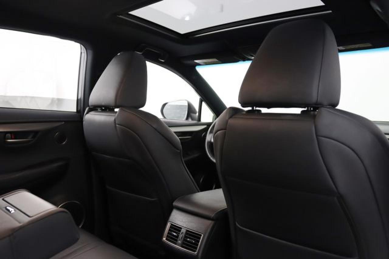 LEXUS NX 2017 — 44