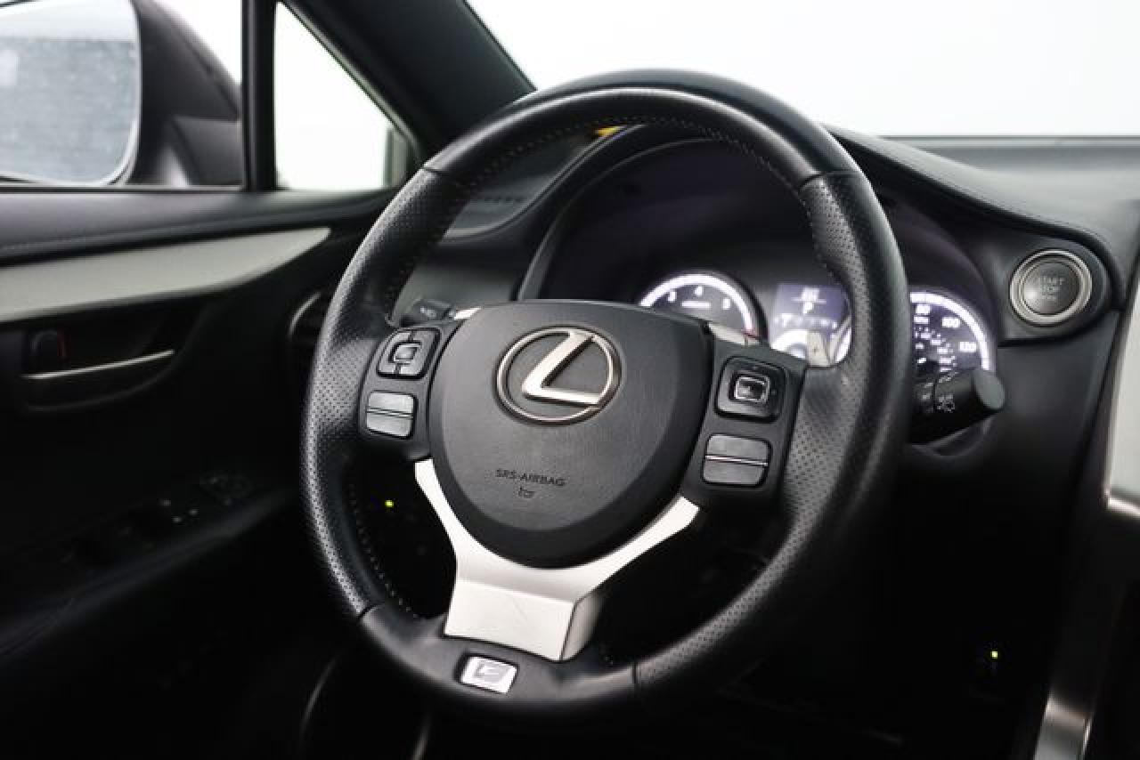 LEXUS NX 2017 — 32
