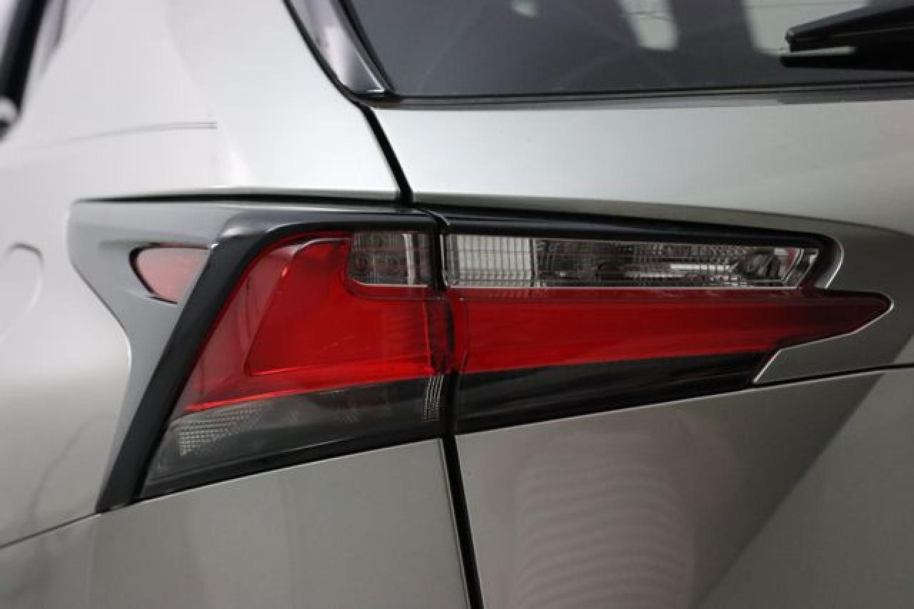 LEXUS NX 2017 — 14