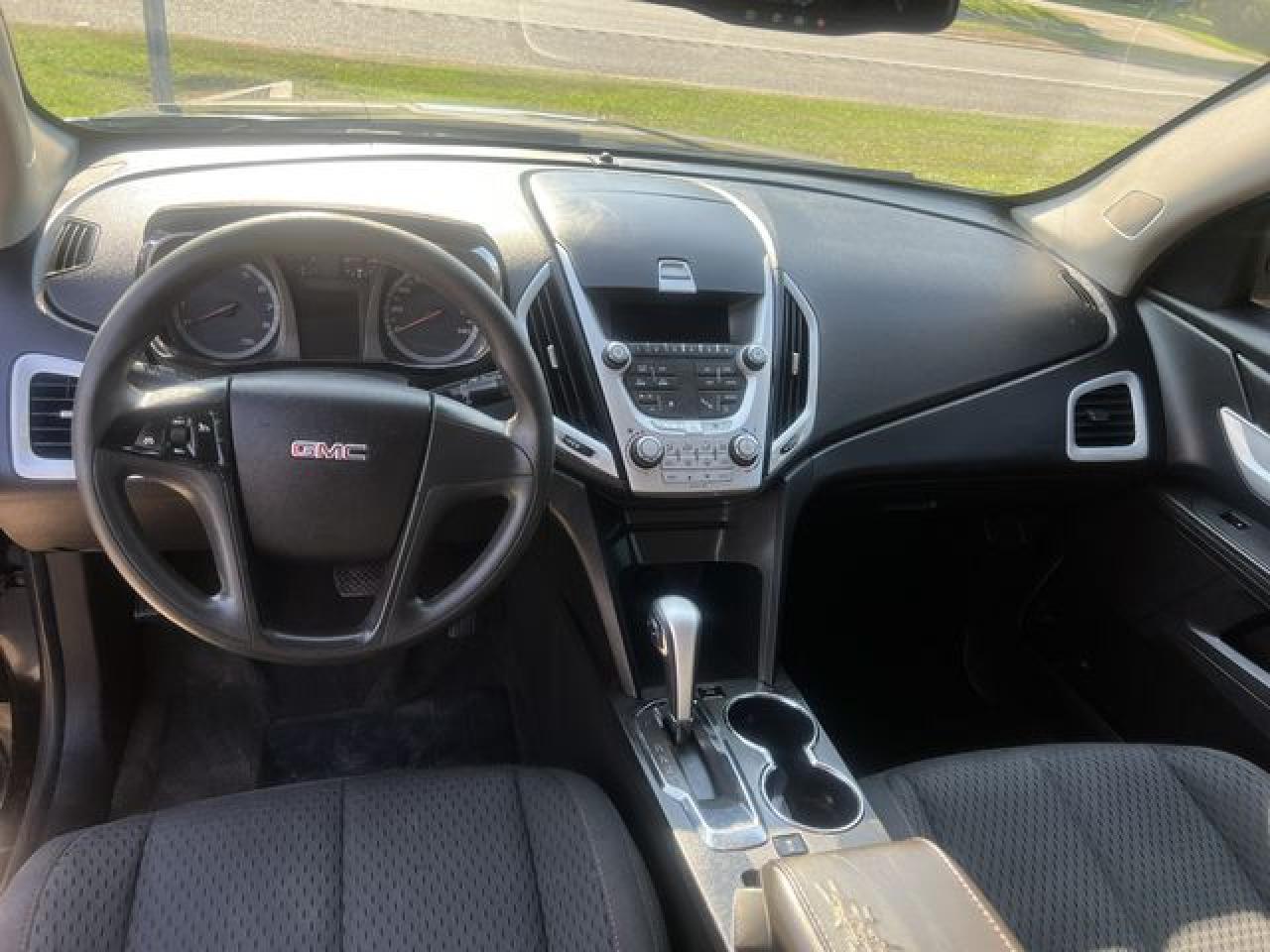 GMC TERRAIN 2010 — 11