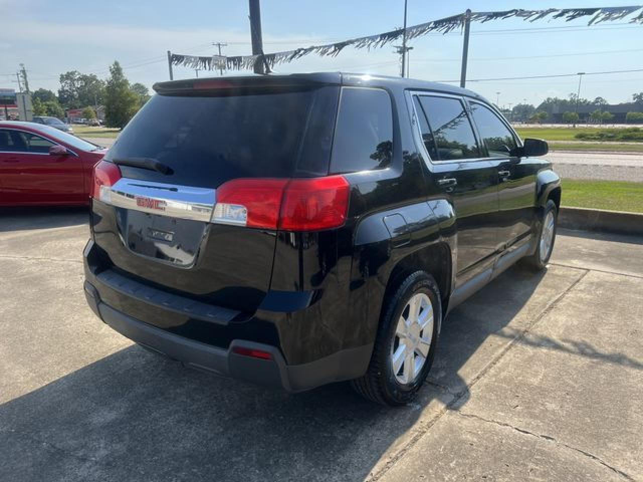 GMC TERRAIN 2010 — 3