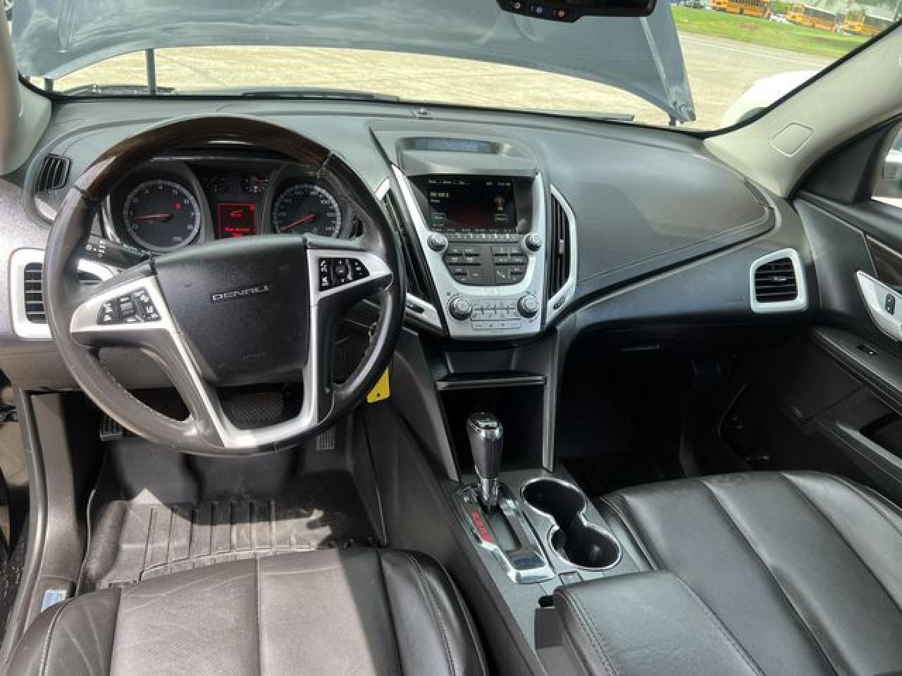 GMC TERRAIN 2016 — 12