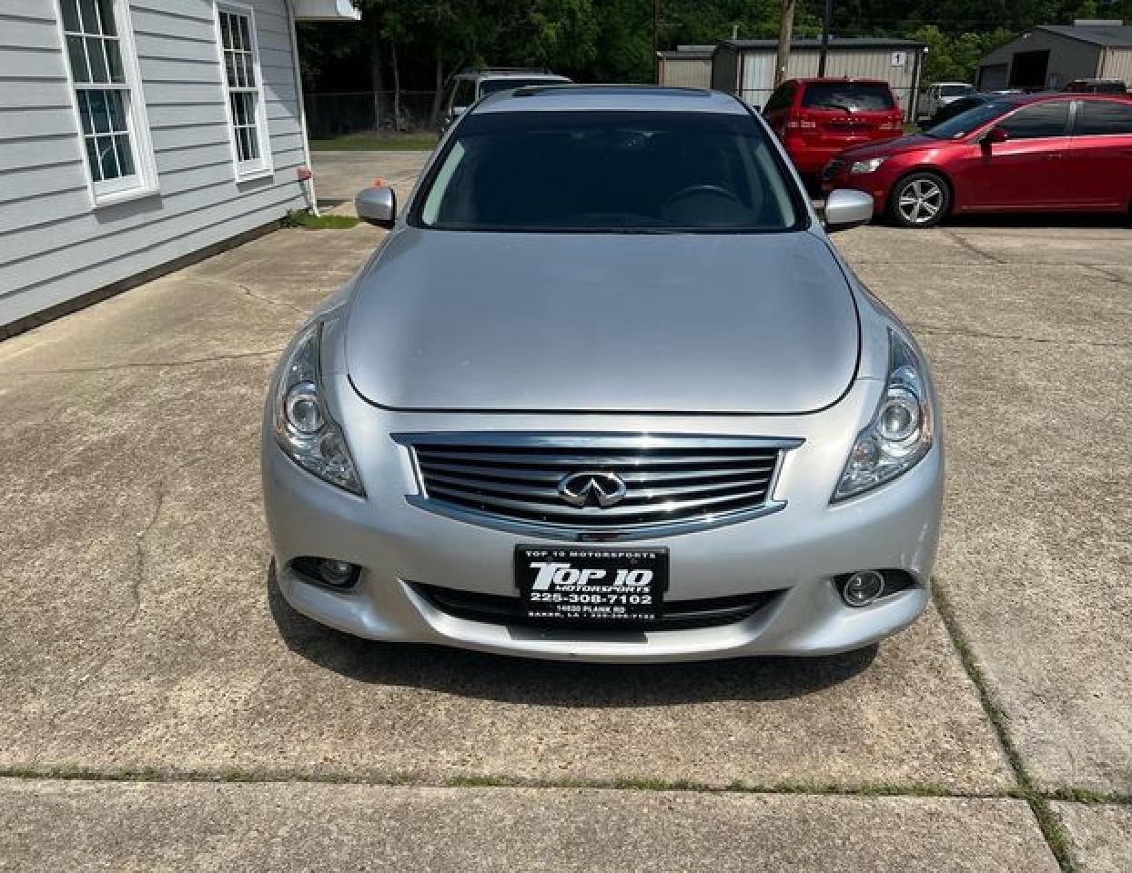 2015 INFINITI Q40