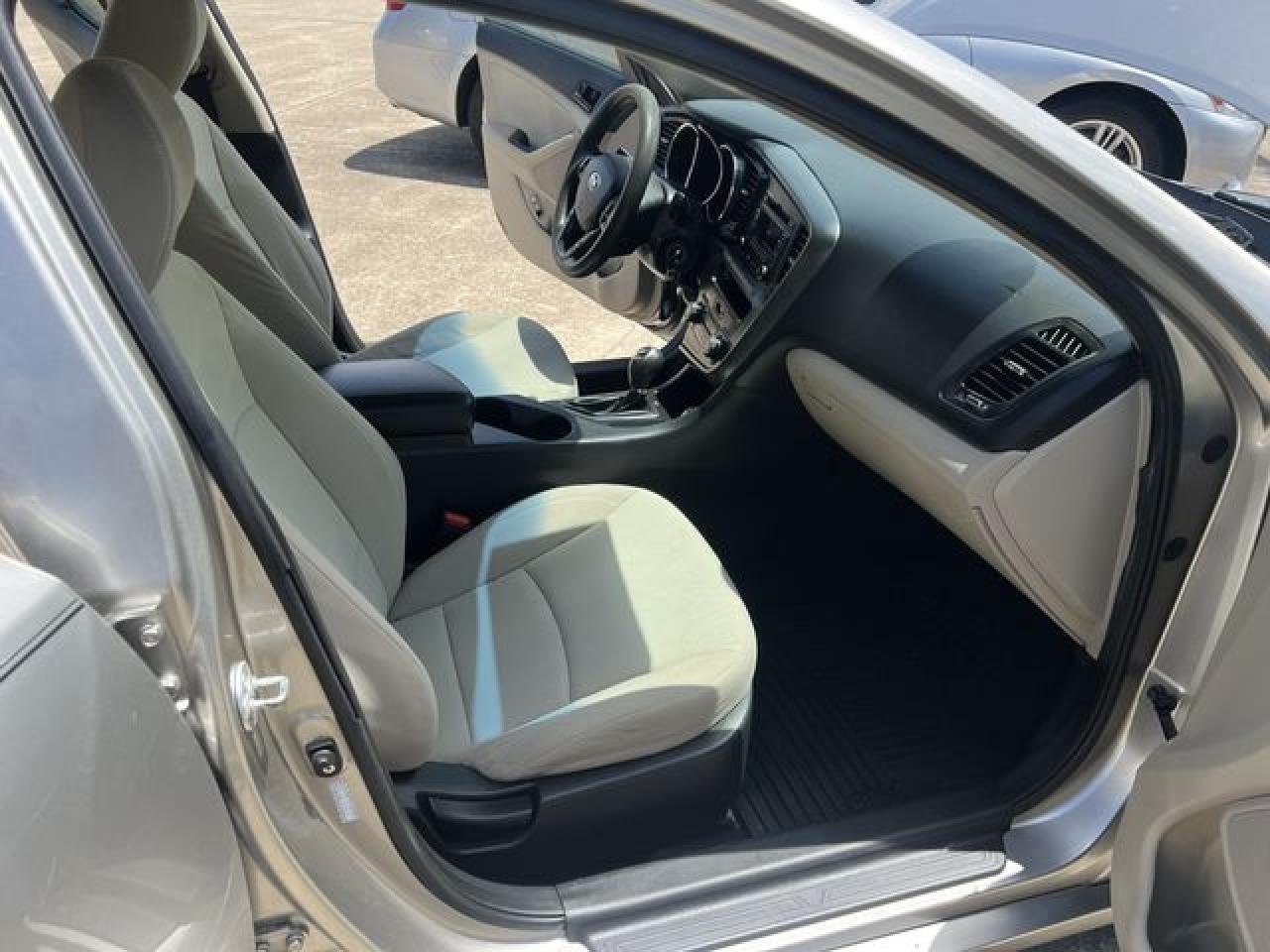 KIA OPTIMA 2013 — 10