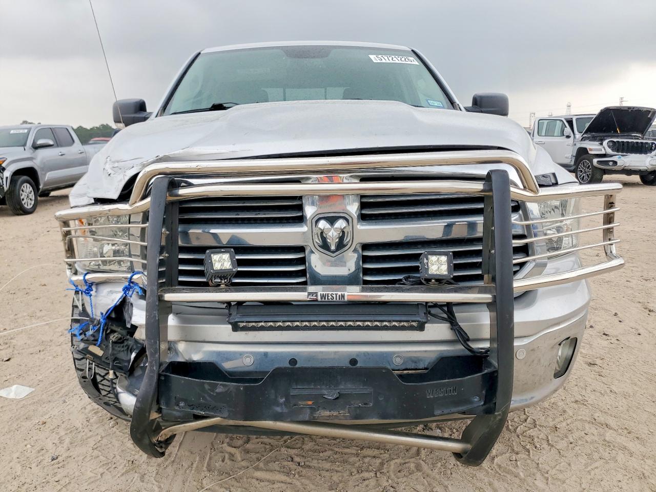RAM 1500 2017 — 6