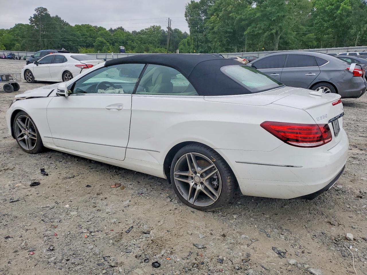 MERCEDES-BENZ E 2014 — 3