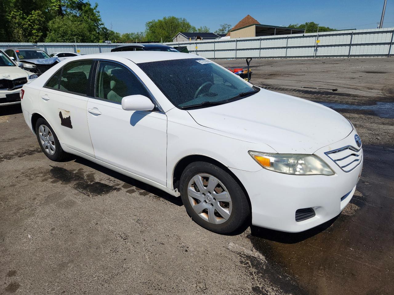 TOYOTA CAMRY 2010 — 5
