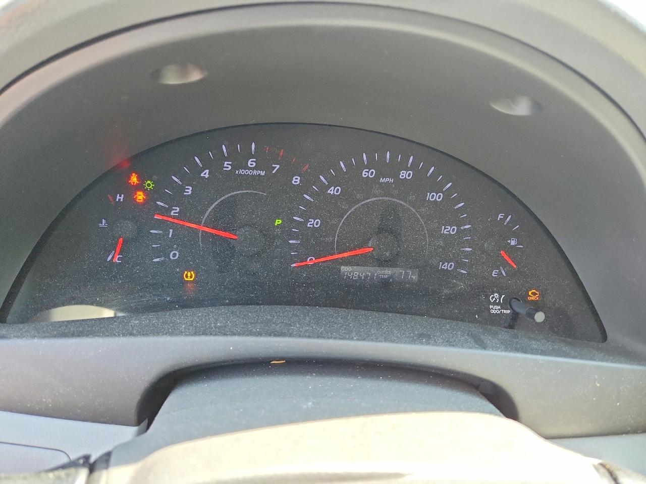 TOYOTA CAMRY 2010 — 10