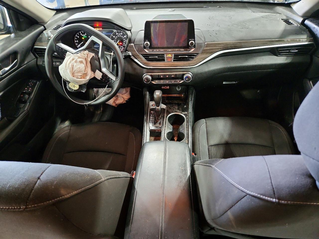 NISSAN ALTIMA 2023 — 9