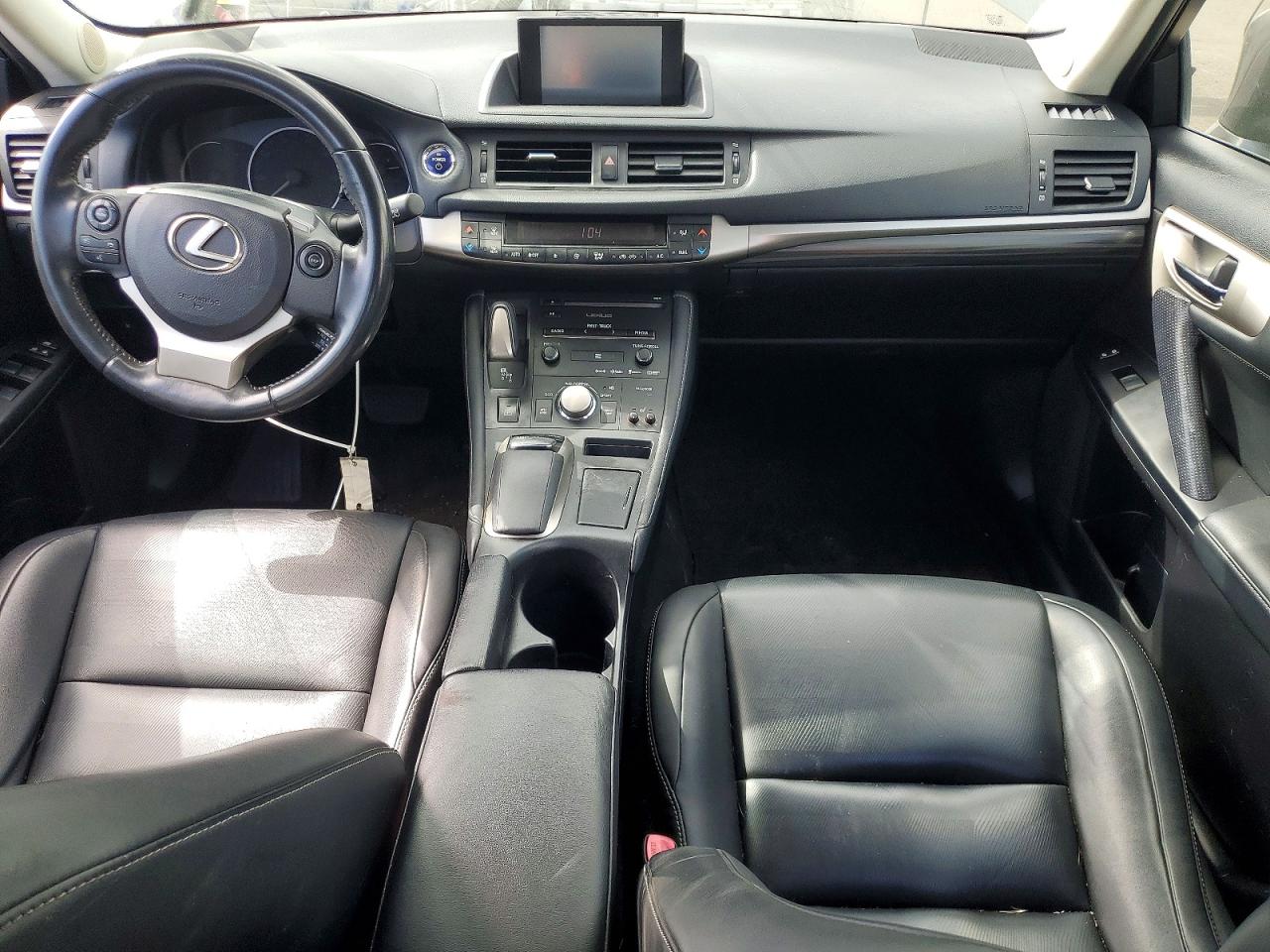 LEXUS CT 2014 — 9