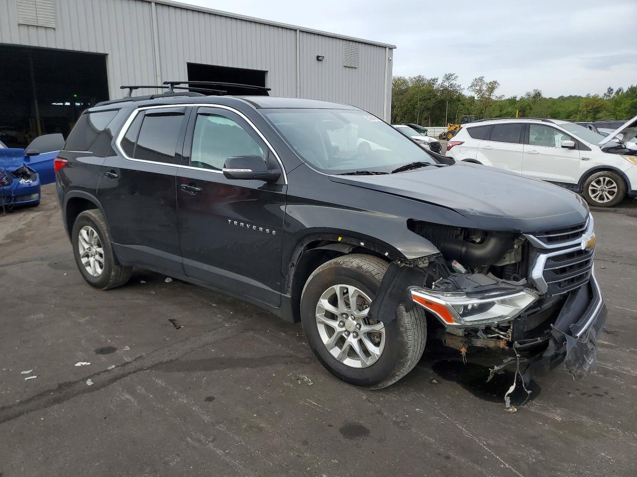 CHEVROLET TRAVERSE 2021 — 5