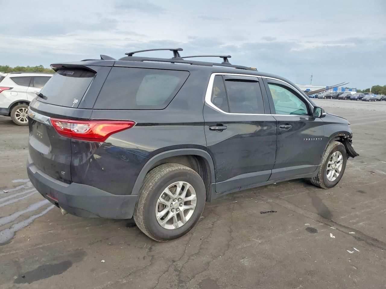 CHEVROLET TRAVERSE 2021 — 4