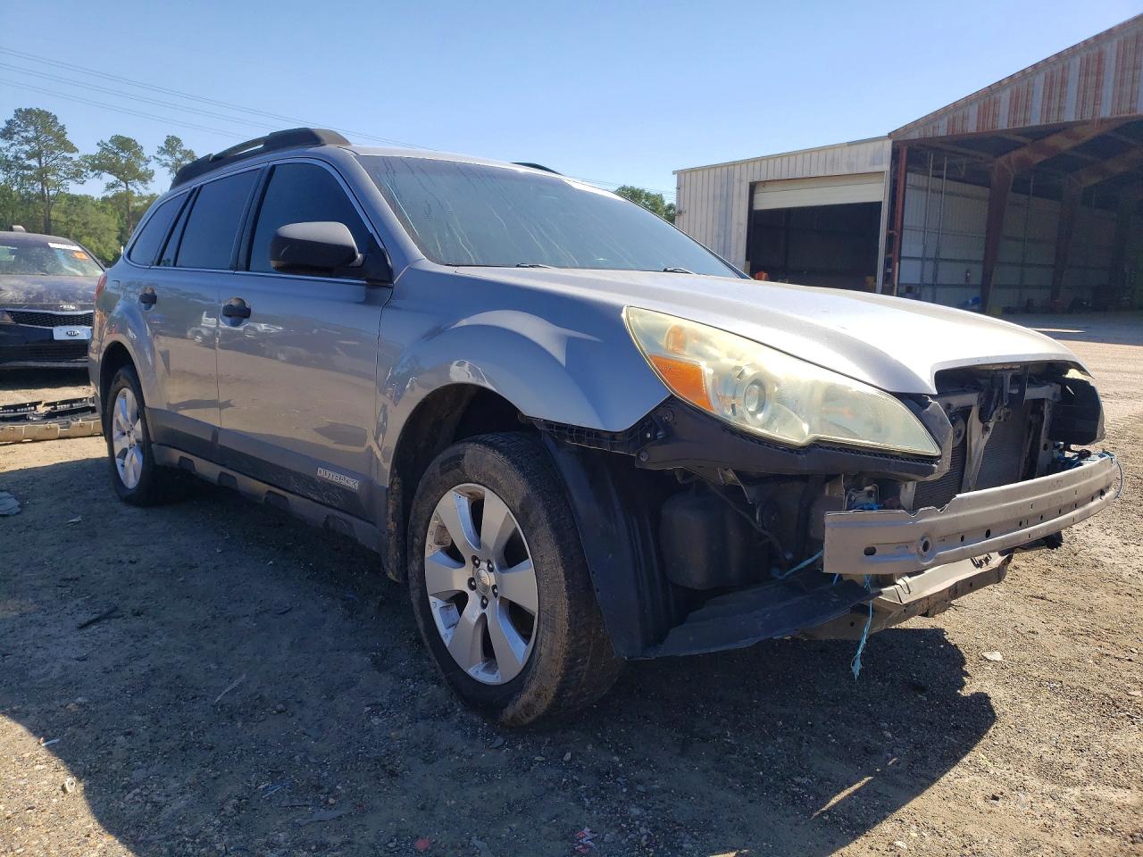 SUBARU OUTBACK 2011 — 5